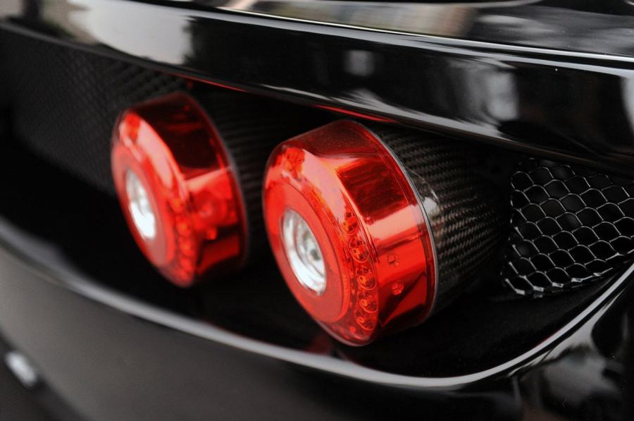 Детали экстерьера Hennessey Venom GT Spyder 2012 года  (фото 27 из 29)